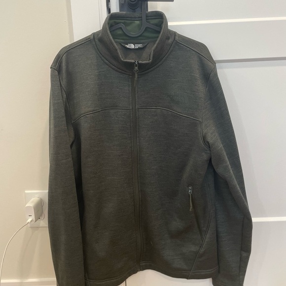 The North Face Dark Green Full-Zip Jacket - Picture 1 of 5